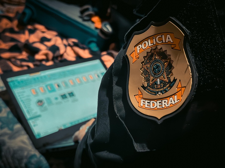 PF cumpre mandado contra suspeito por abuso sexual infantojuvenil, no Sertão da Paraíba