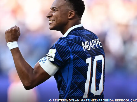 Futebol, política e personagens improváveis: a Copa do Mundo até agora