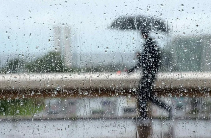 Inmet emite alerta de chuvas para 108 cidades da Paraíba nesta sexta-feira