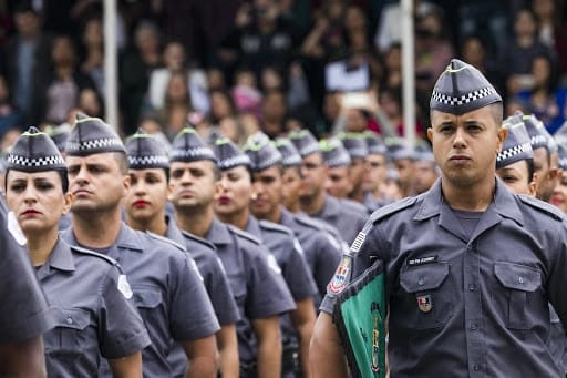Suicídio supera mortes em confrontos e acende alerta para saúde mental dos policiais