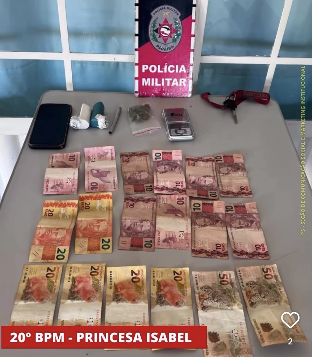 Polícia Militar detém dois suspeitos e apreende droga, balança de precisão e dinheiro em Princesa Isabel