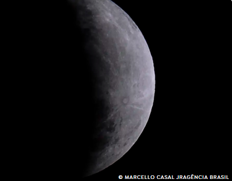 Eclipse parcial da Lua poderá ser visto em todo o Brasil nesta quinta-feira