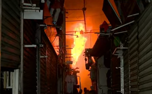 Incêndio atinge Centro Comercial de Passagem, no Centro de João Pessoa